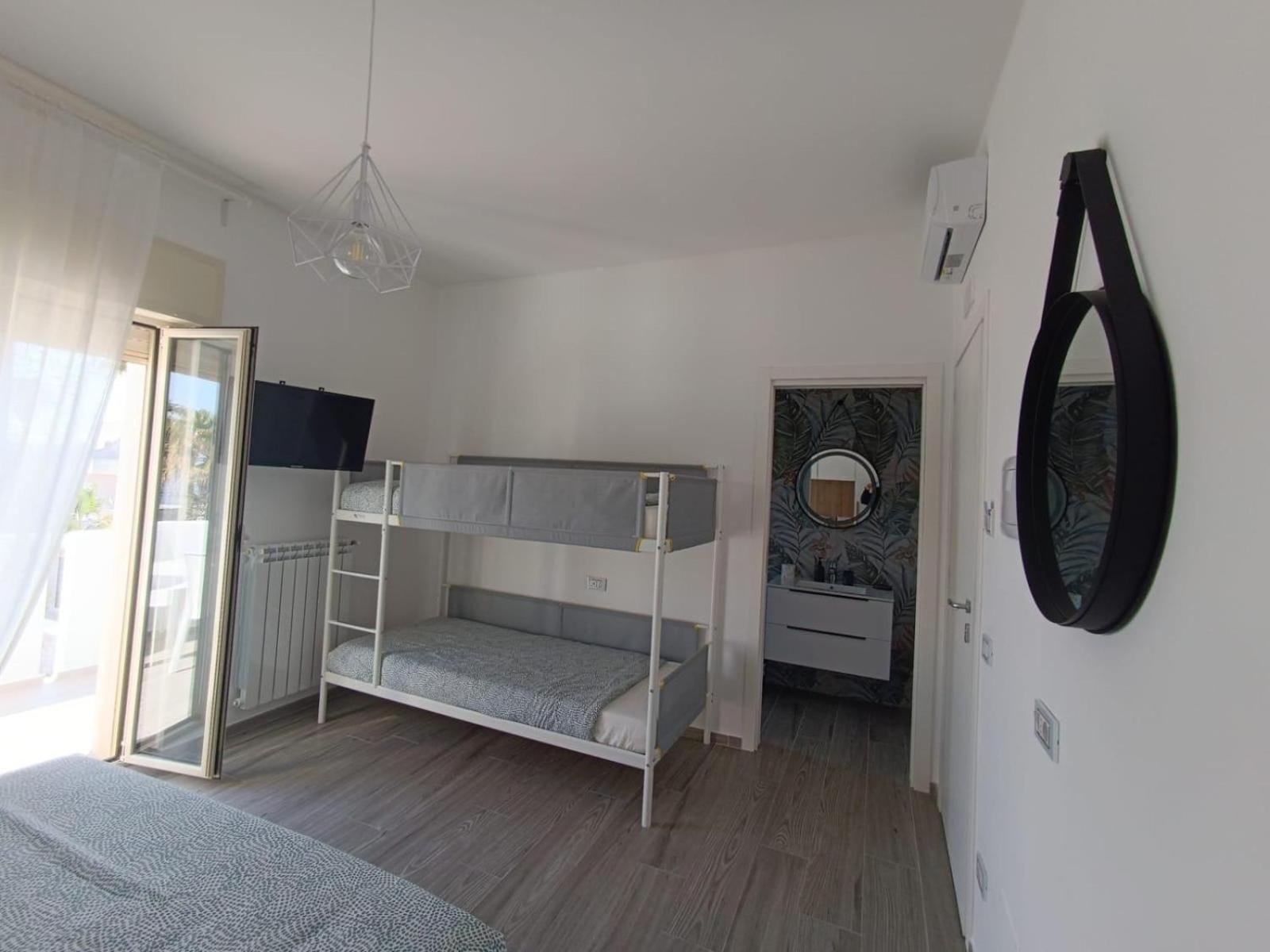 Bed and Breakfast Casa Al Mare Luxury Бари Экстерьер фото